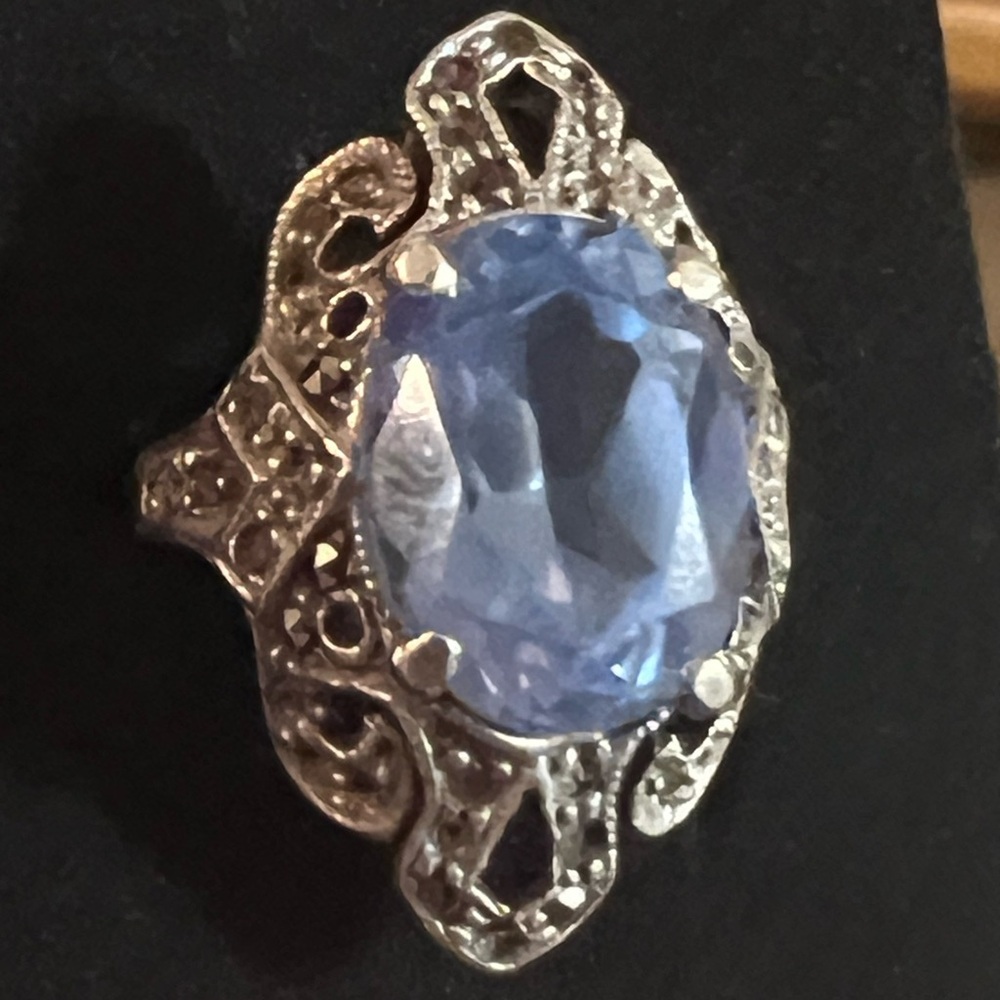925 STERLING SILVER IOLITE AND MARCASITES RING
